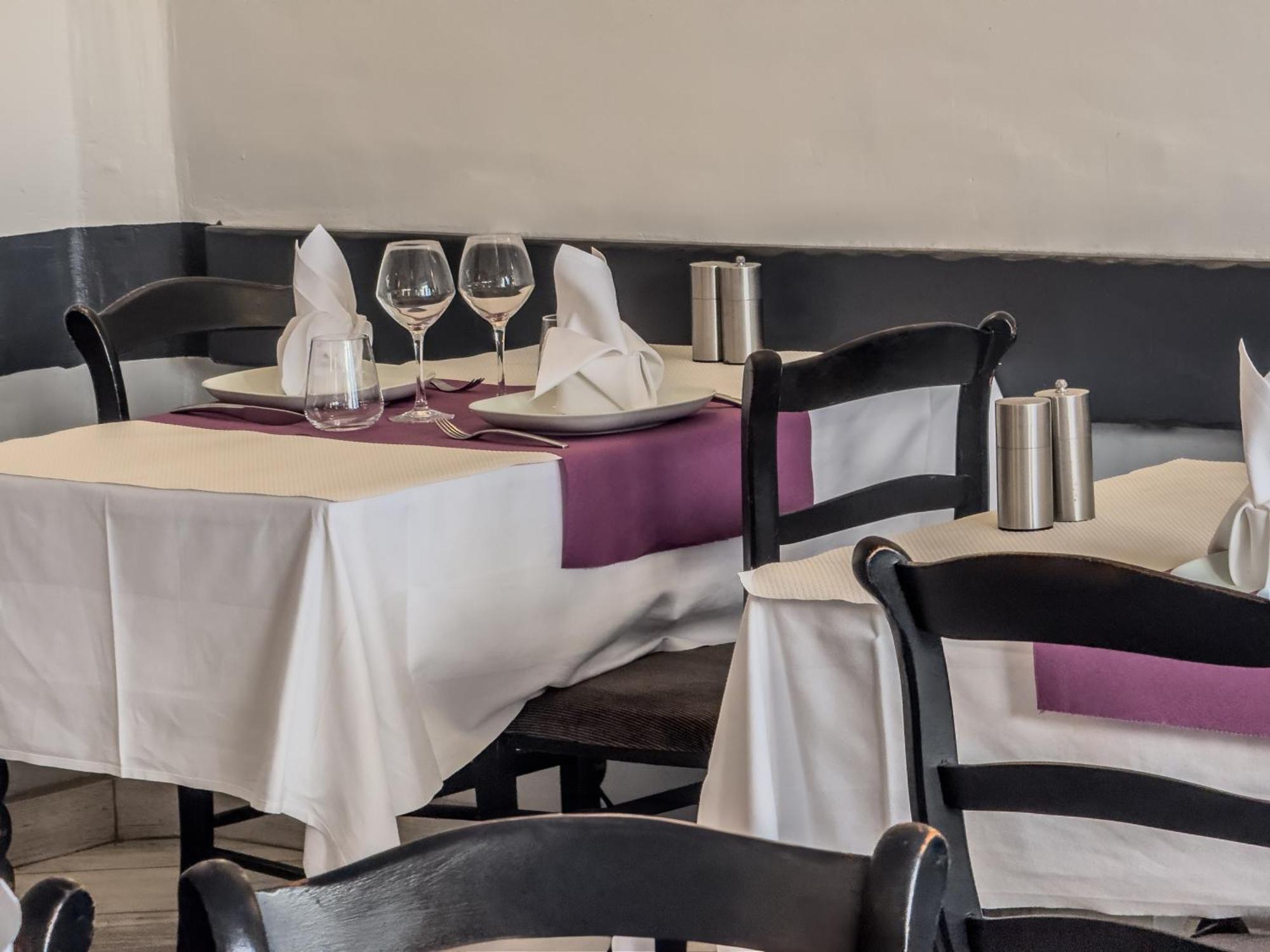 רוסקוף Logis Hotel Les Chardons Bleus Restaurant Le Bistrot De La Mer מראה חיצוני תמונה